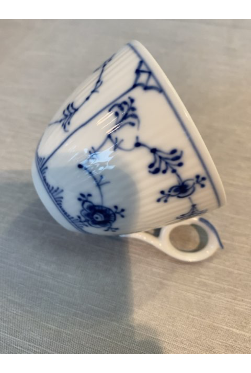 Royal Copenhagen 2162