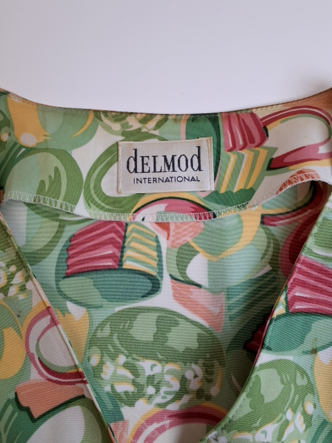 Delmod Forårsgrøn Bluse