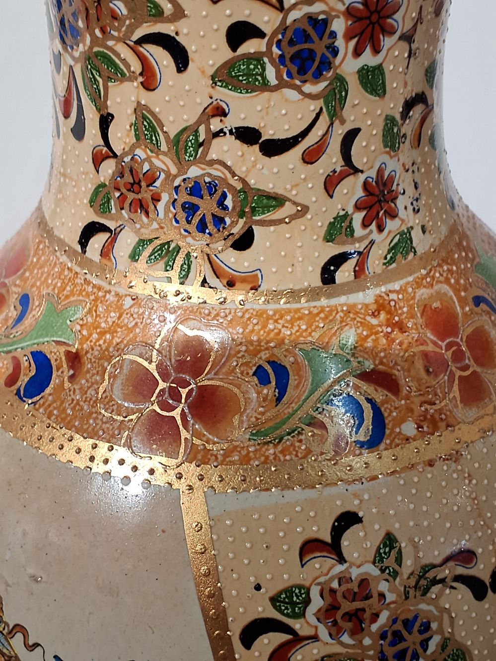 Vase satuma-stil