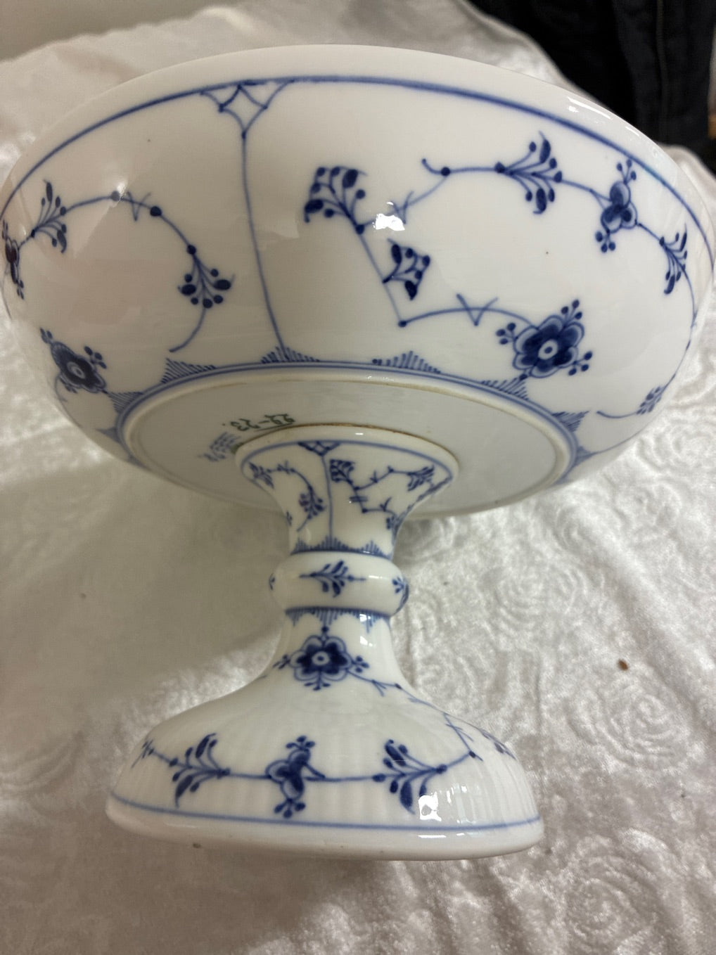 ROYAL COPENHAGEN FAD PÅ FOD