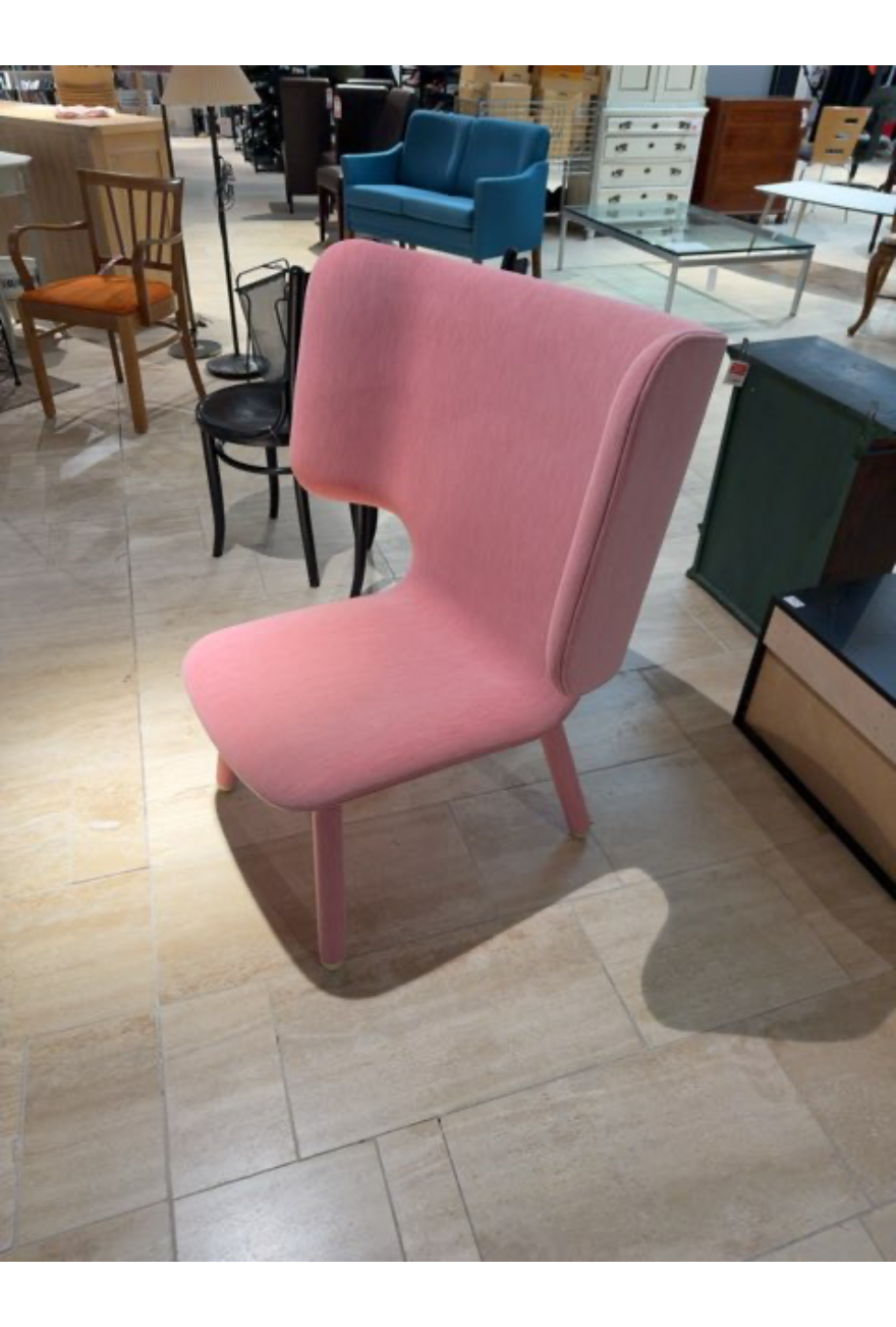 Stol i rosa "New Works Tembo Lounge"