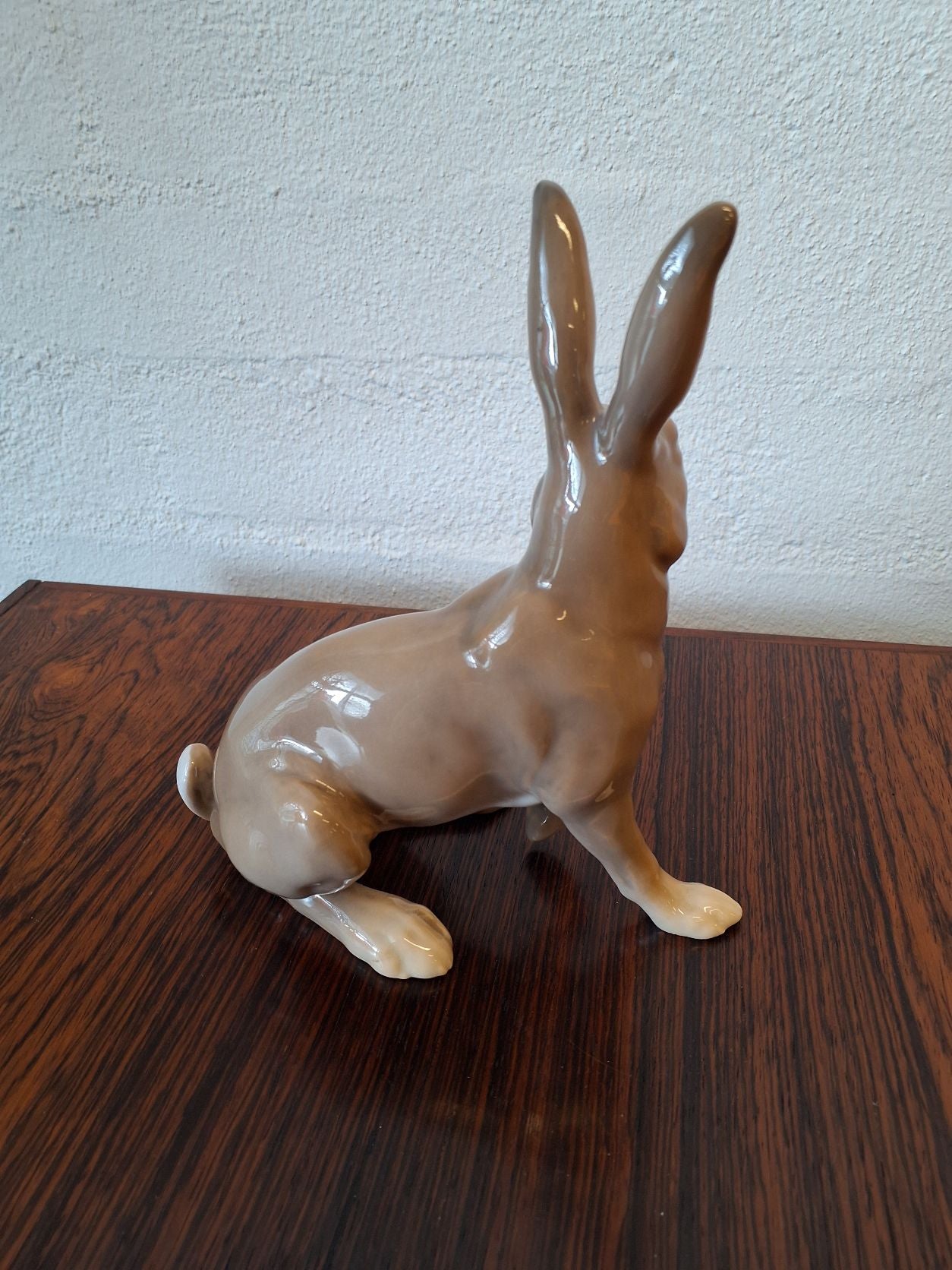 Bing & Grøndahl "Siddende hare" nr. 2081 - 1. sortering