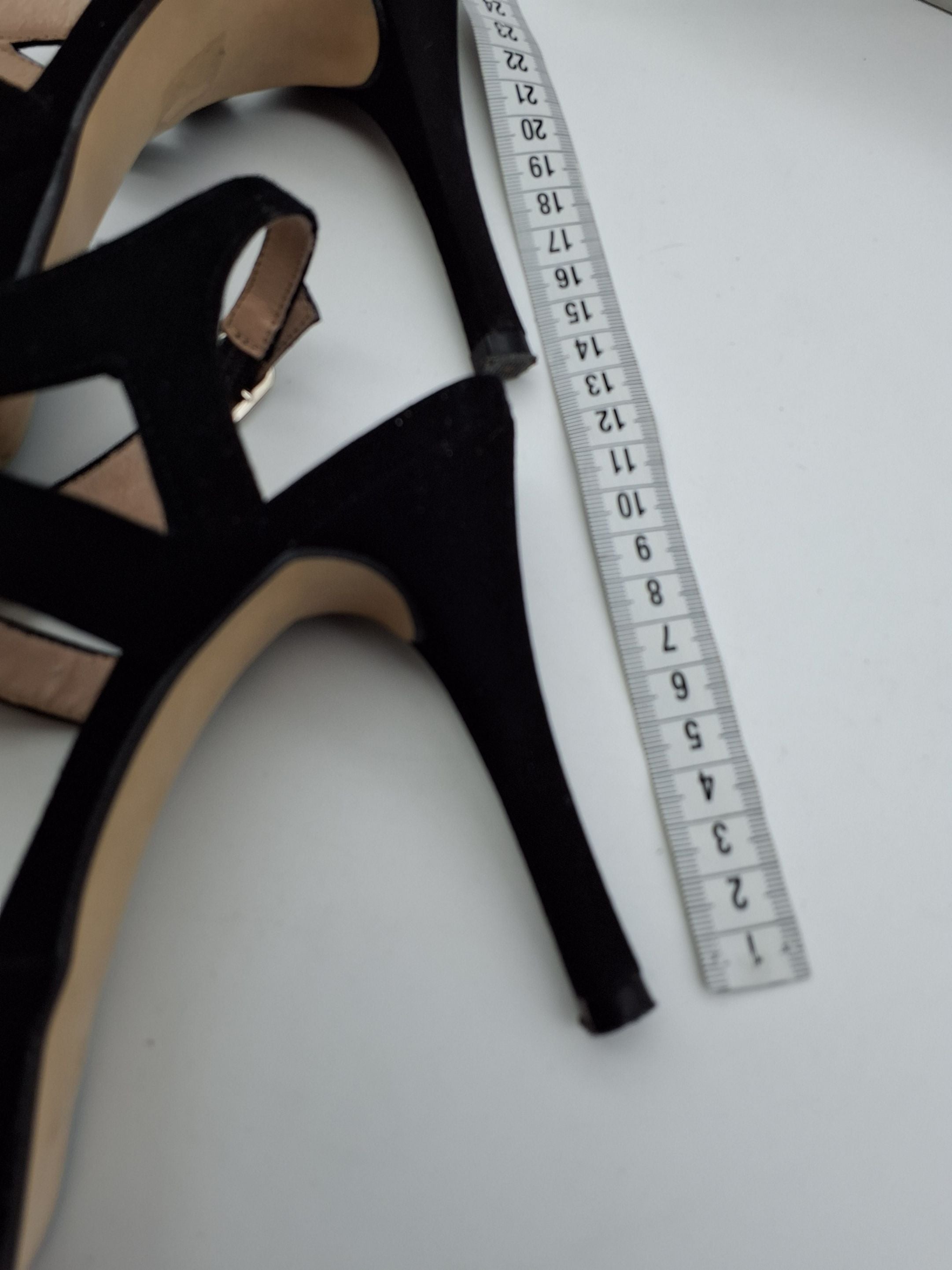 Isabell Sandal
