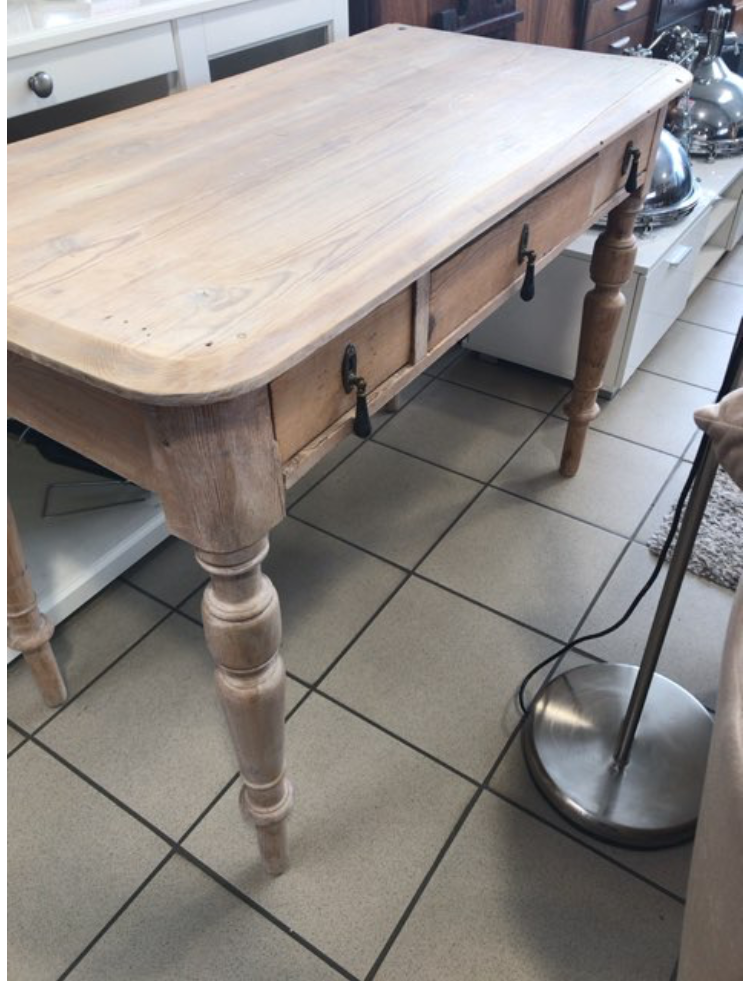 Gammelt skrivebord