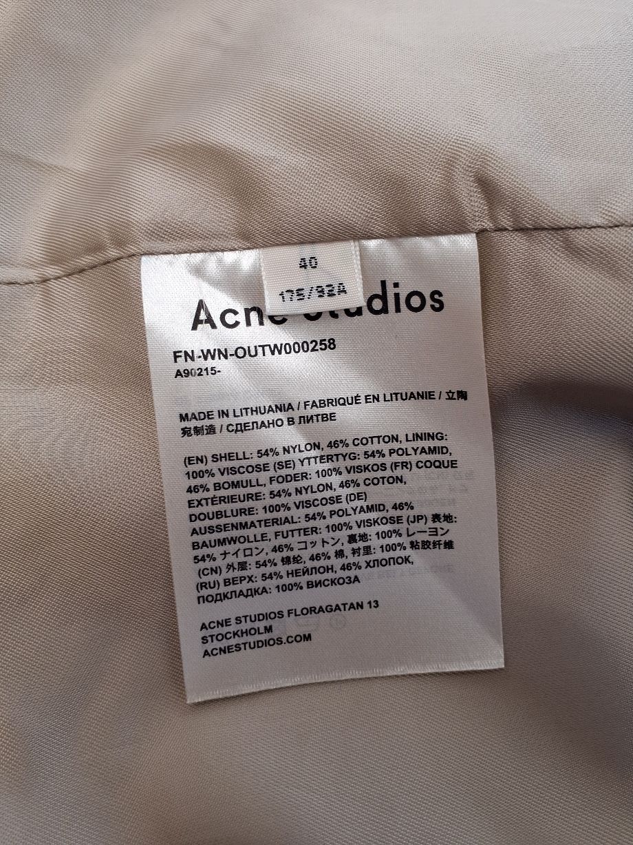 Acne Studios Trenchcoat