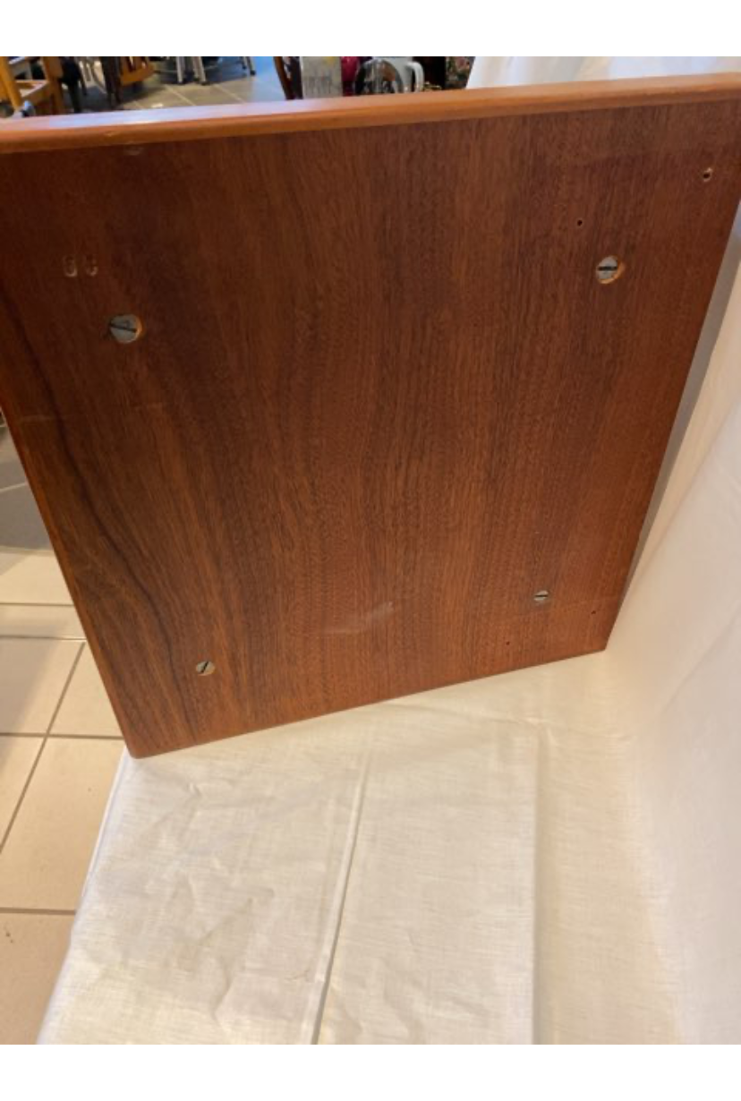 Teaktræs sengebord