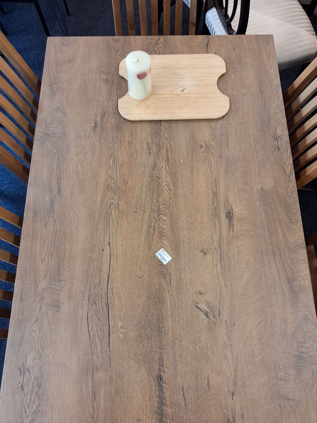 Spisebord I træ