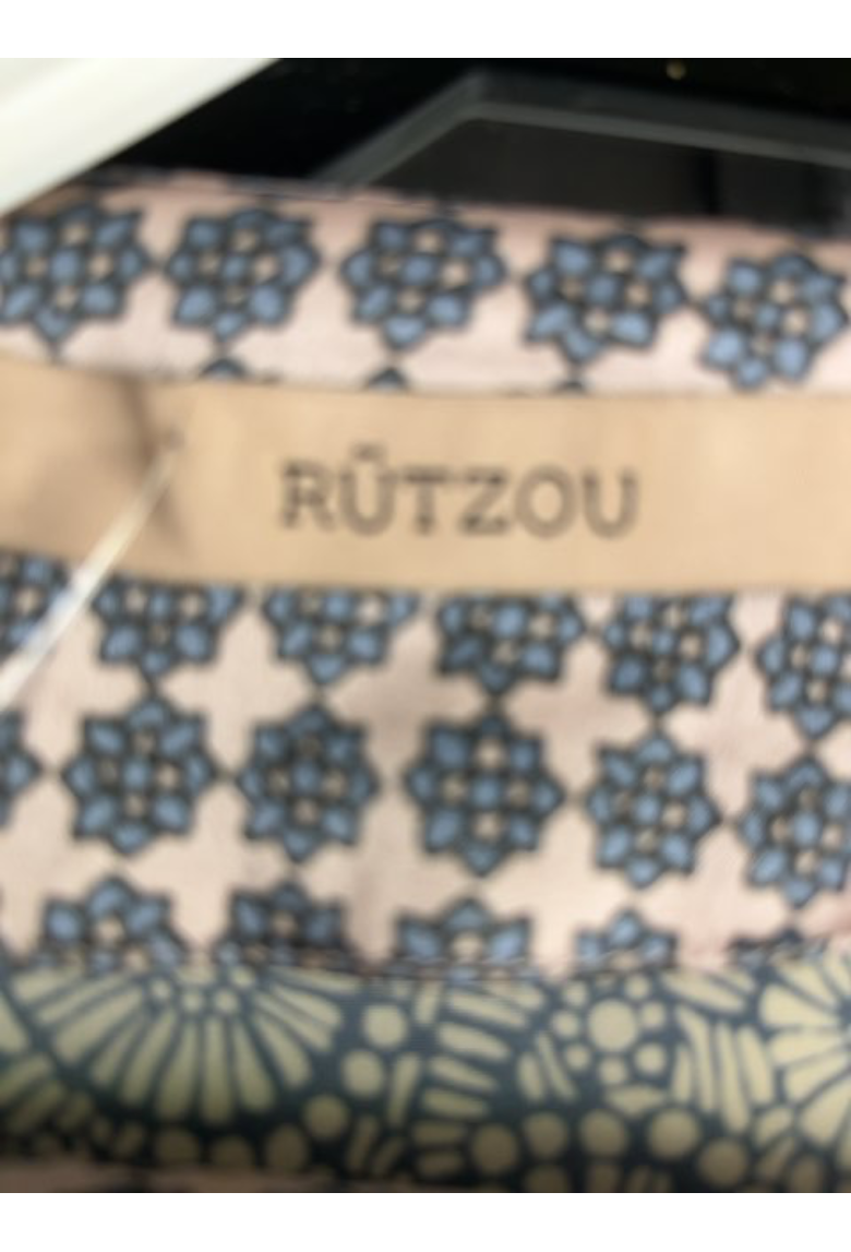 Rutzoü silke Bluse