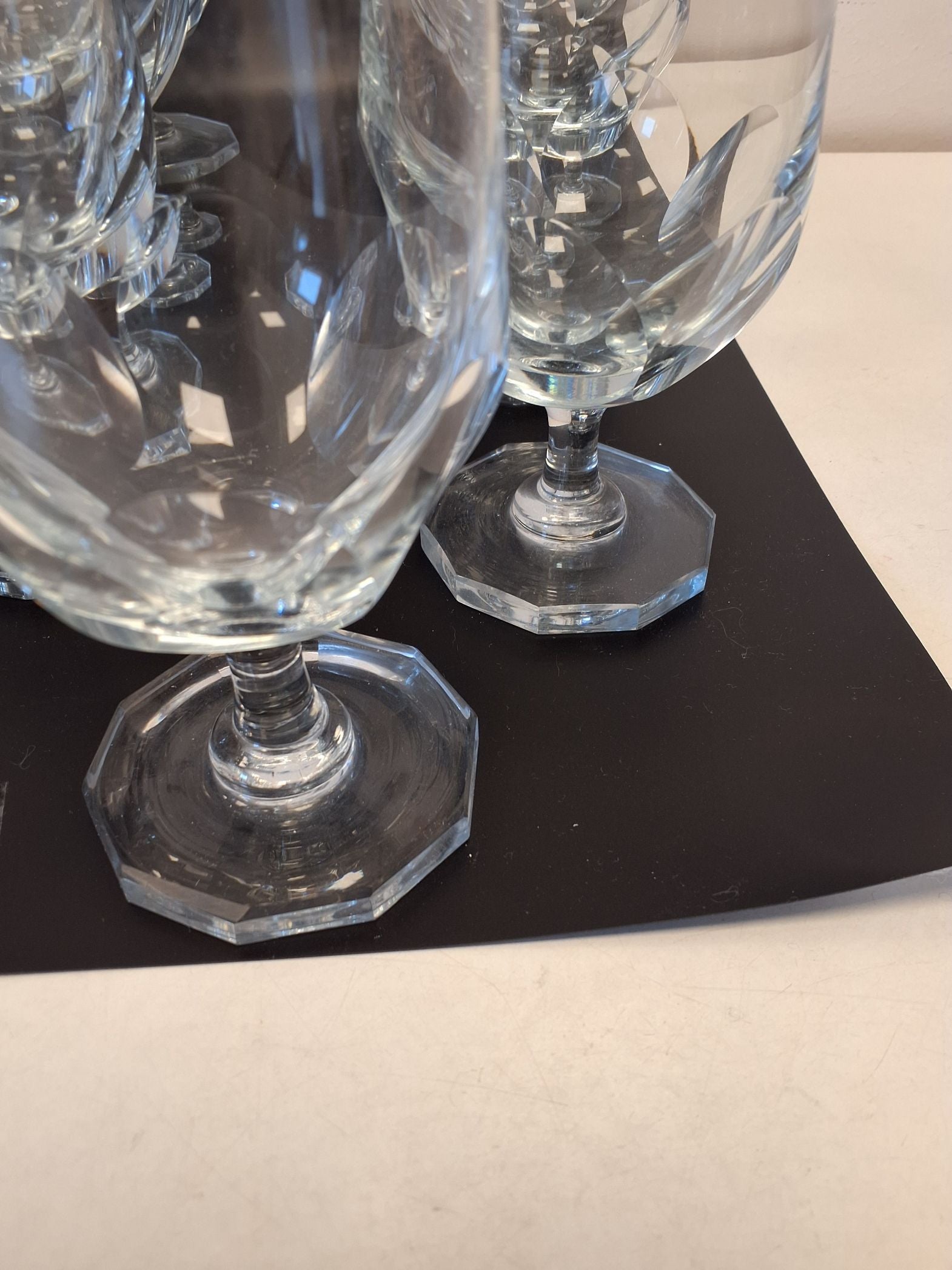 Glas  d. Krystal