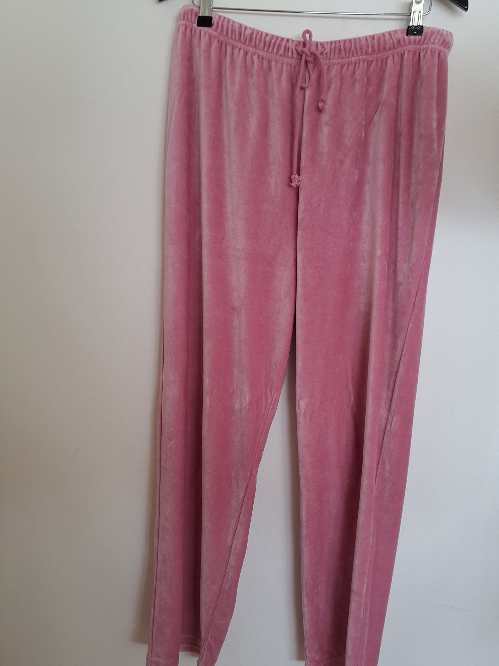 Triumph Bukser og sweater