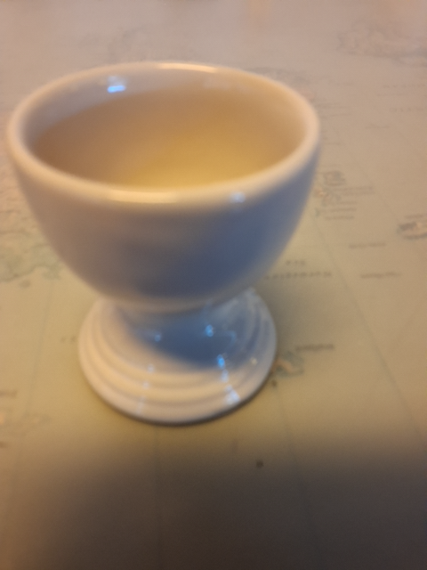 Stelton lille askebæger med vippelåg