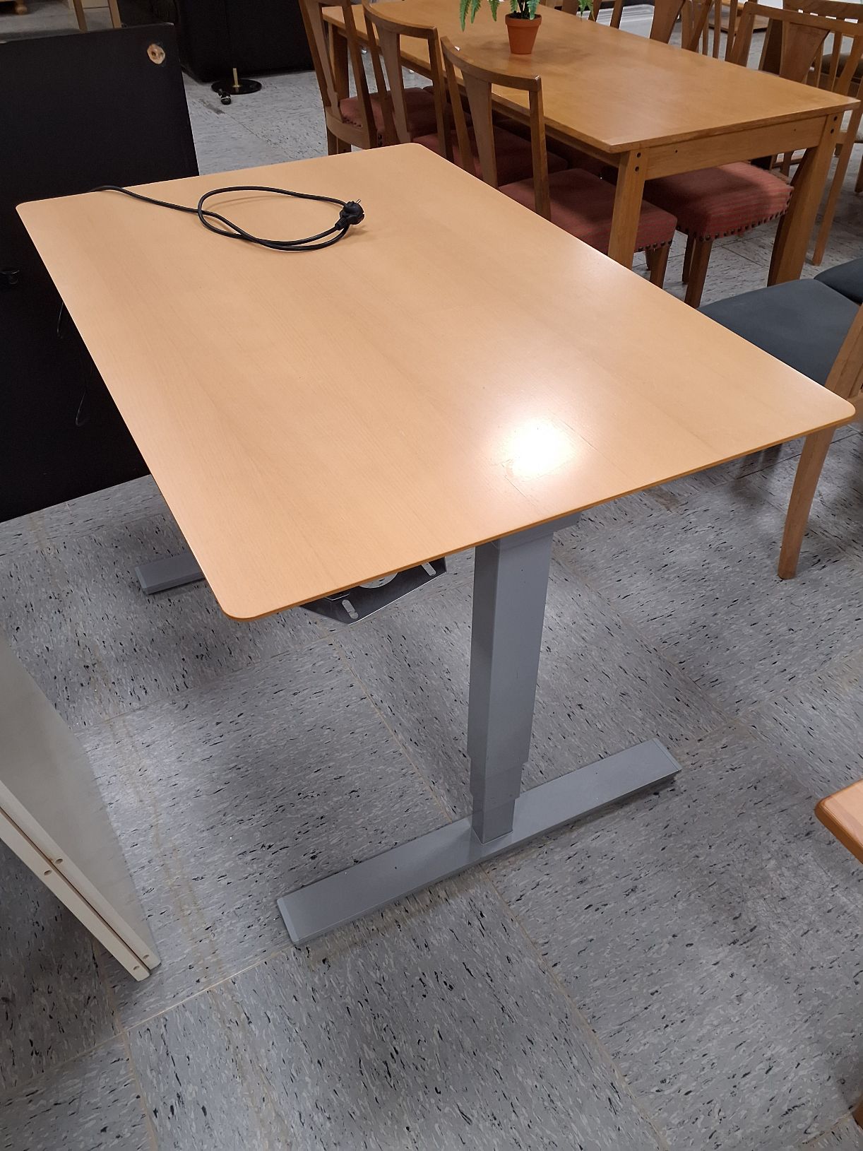 Hæve-sænke bord 120x80