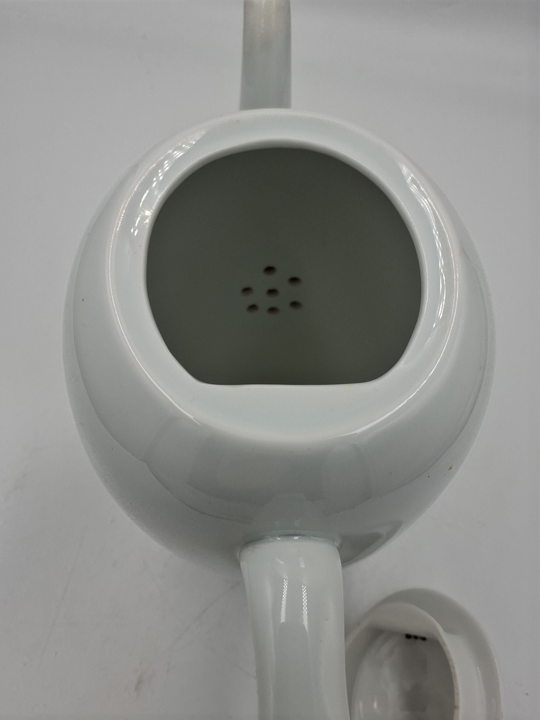 B&G tekande hvid