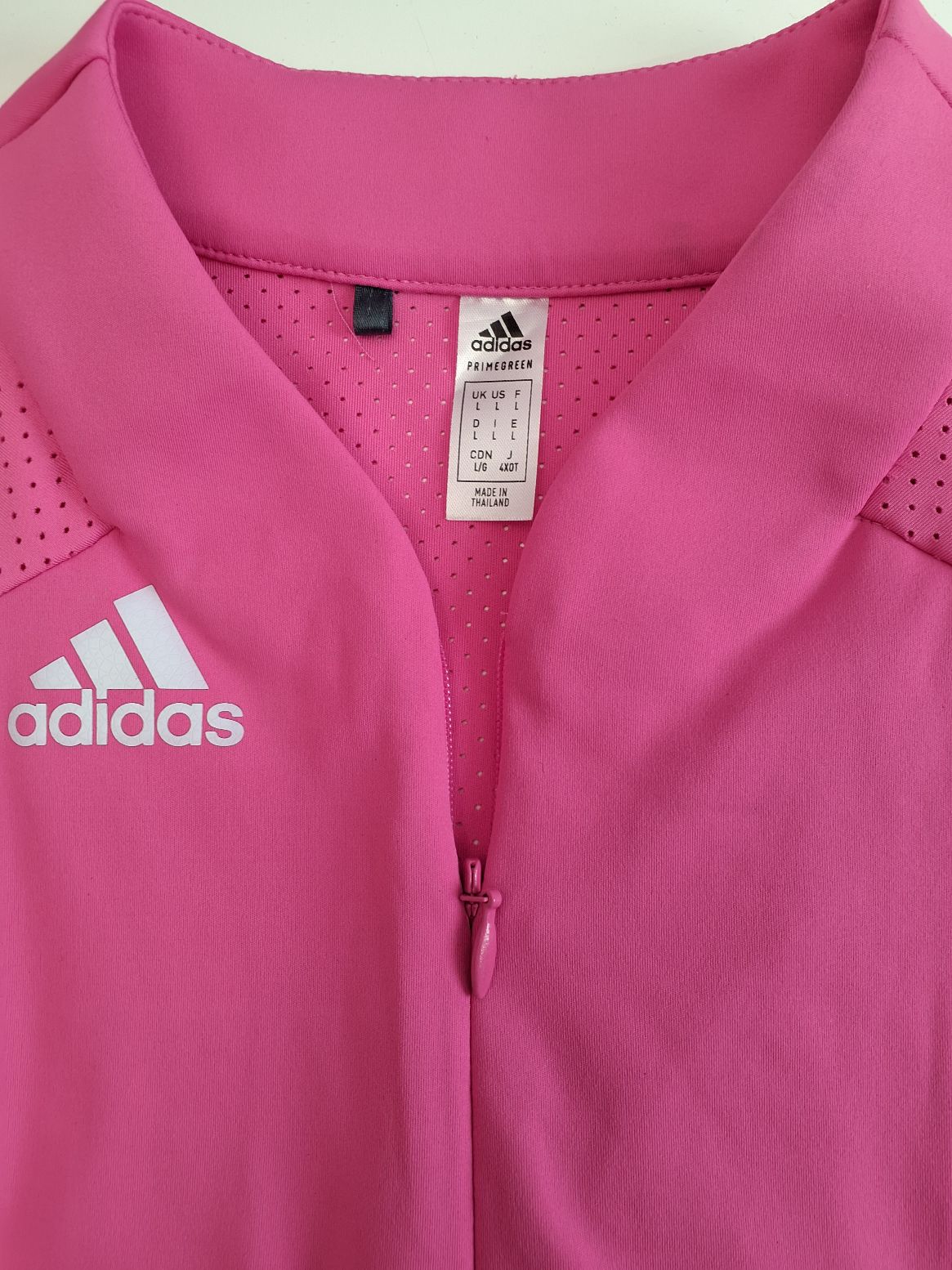 Adidas Sportsoverdel + shorts