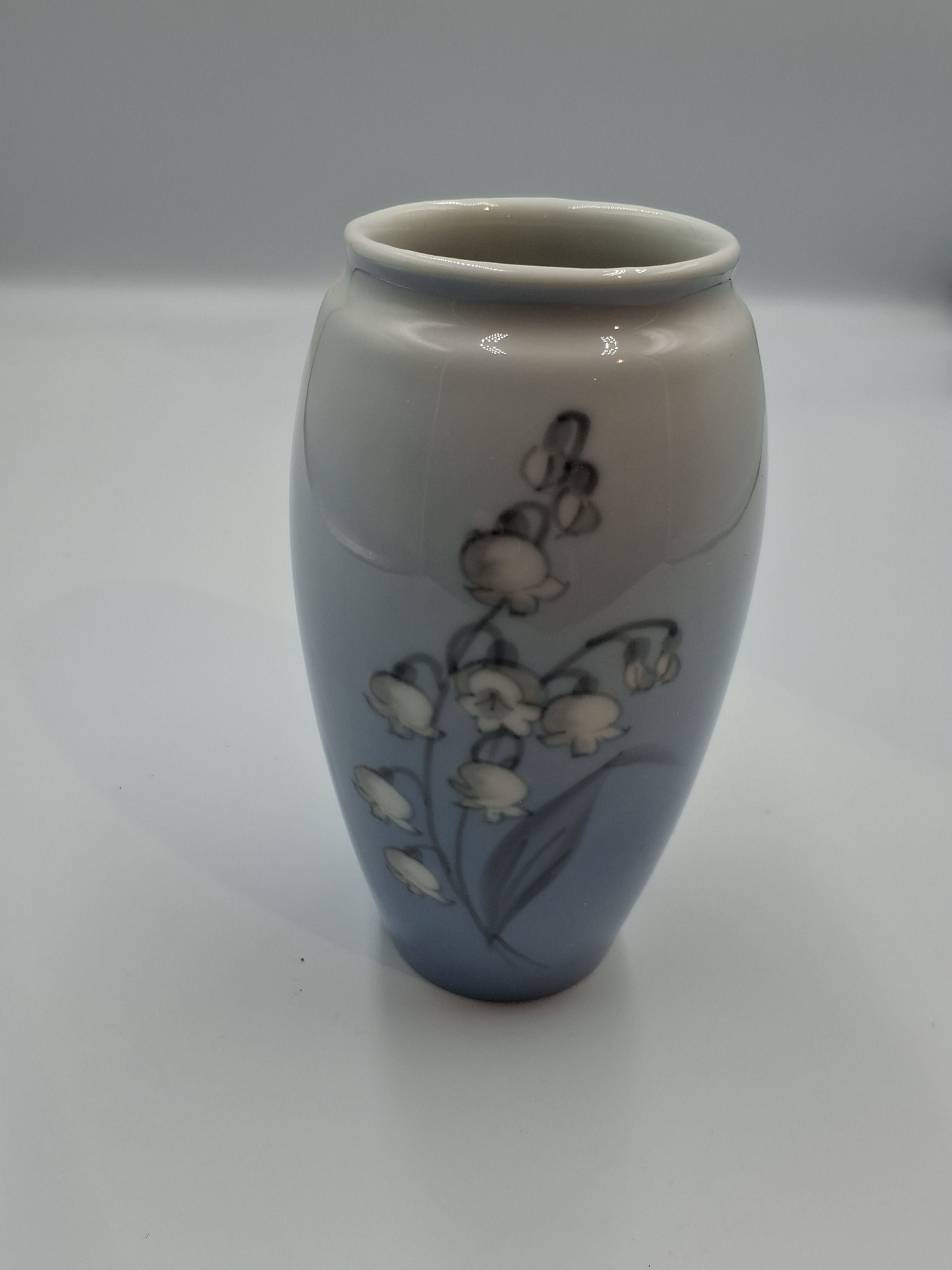 Vase liljekonval B&G 1. S