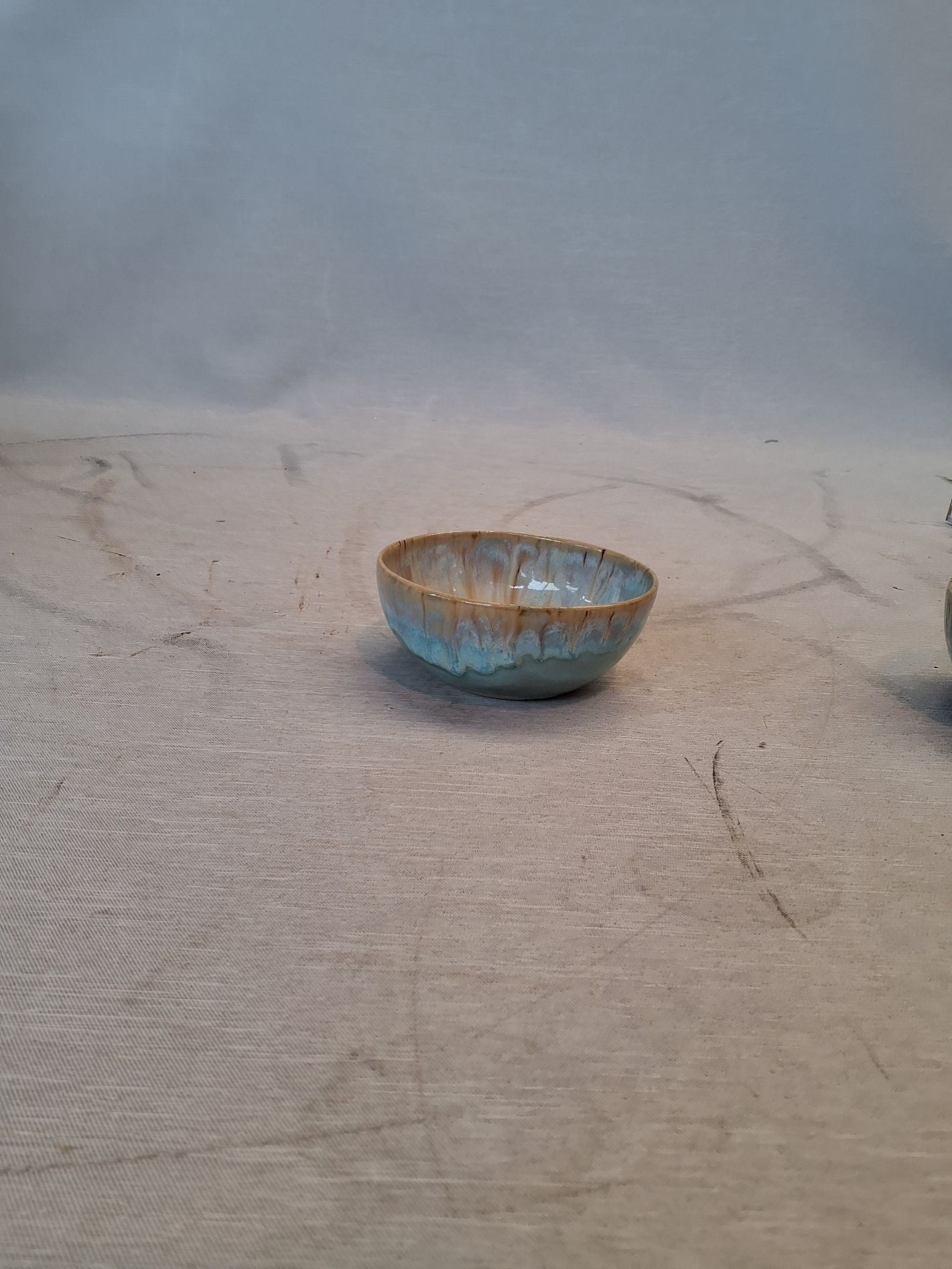 Hånddrejet snack skål