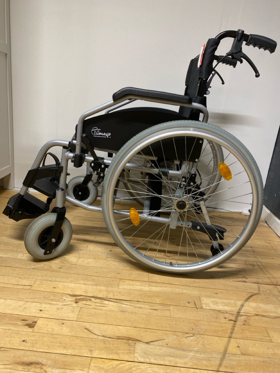 Timago kørestol i aluminium – sædebredde 51 cm
