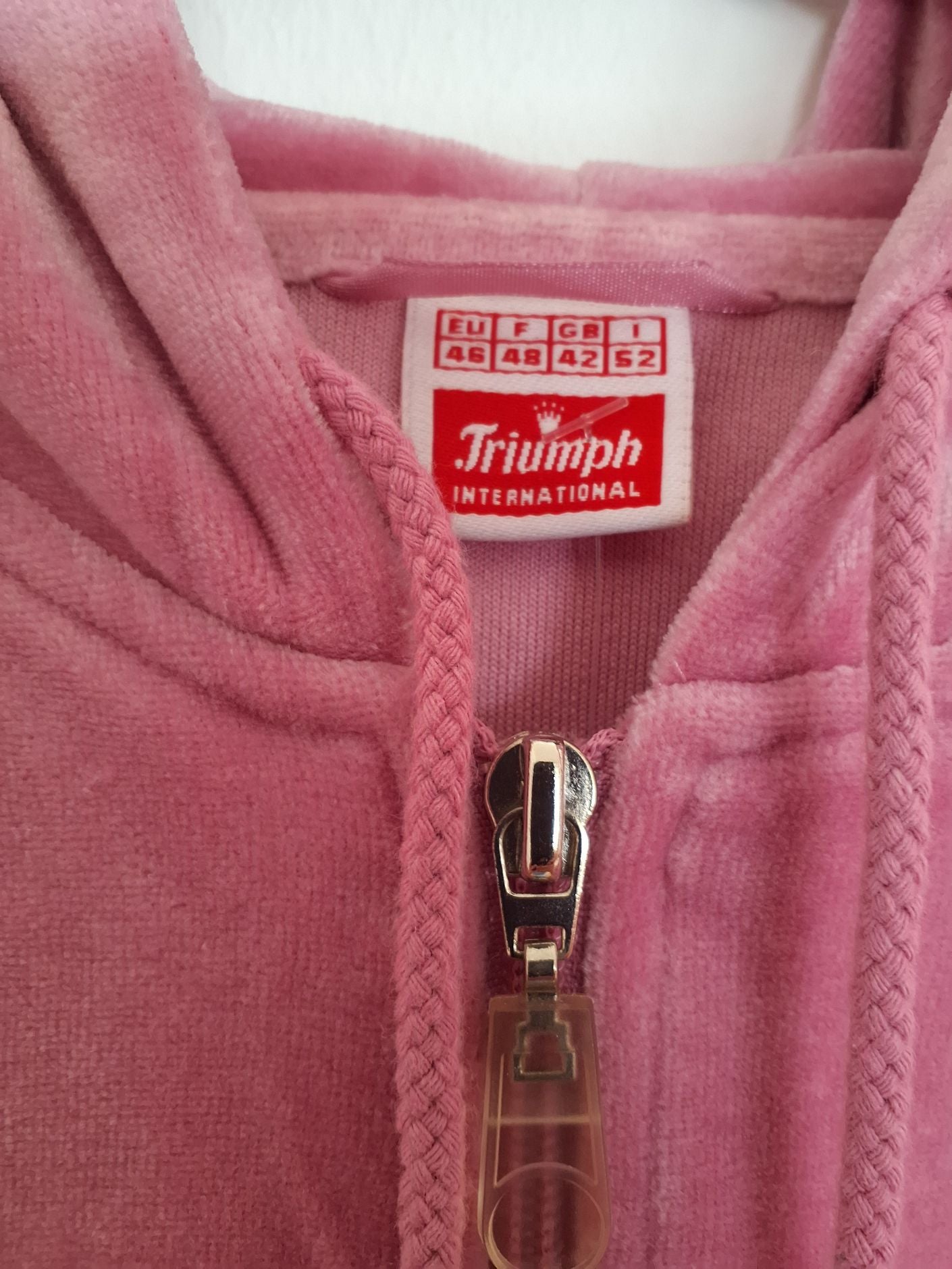 Triumph Bukser og sweater