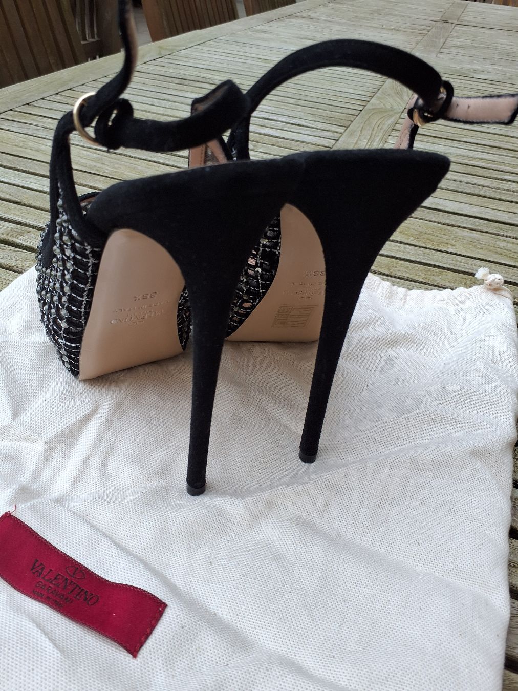 Valentino pumps