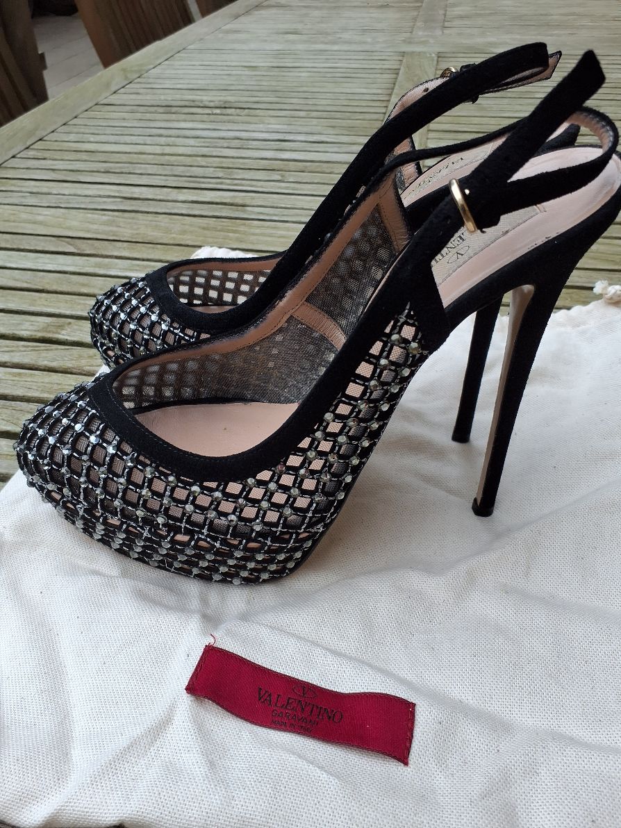 Valentino pumps