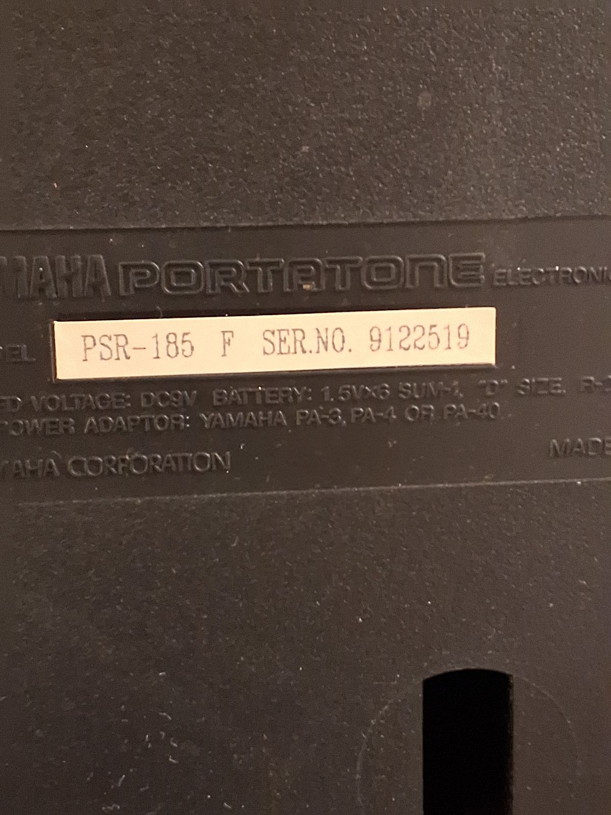 Yamaha PSR 185