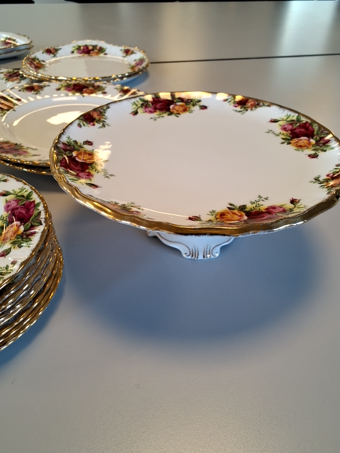 Royal Albert, Oldman Country roses