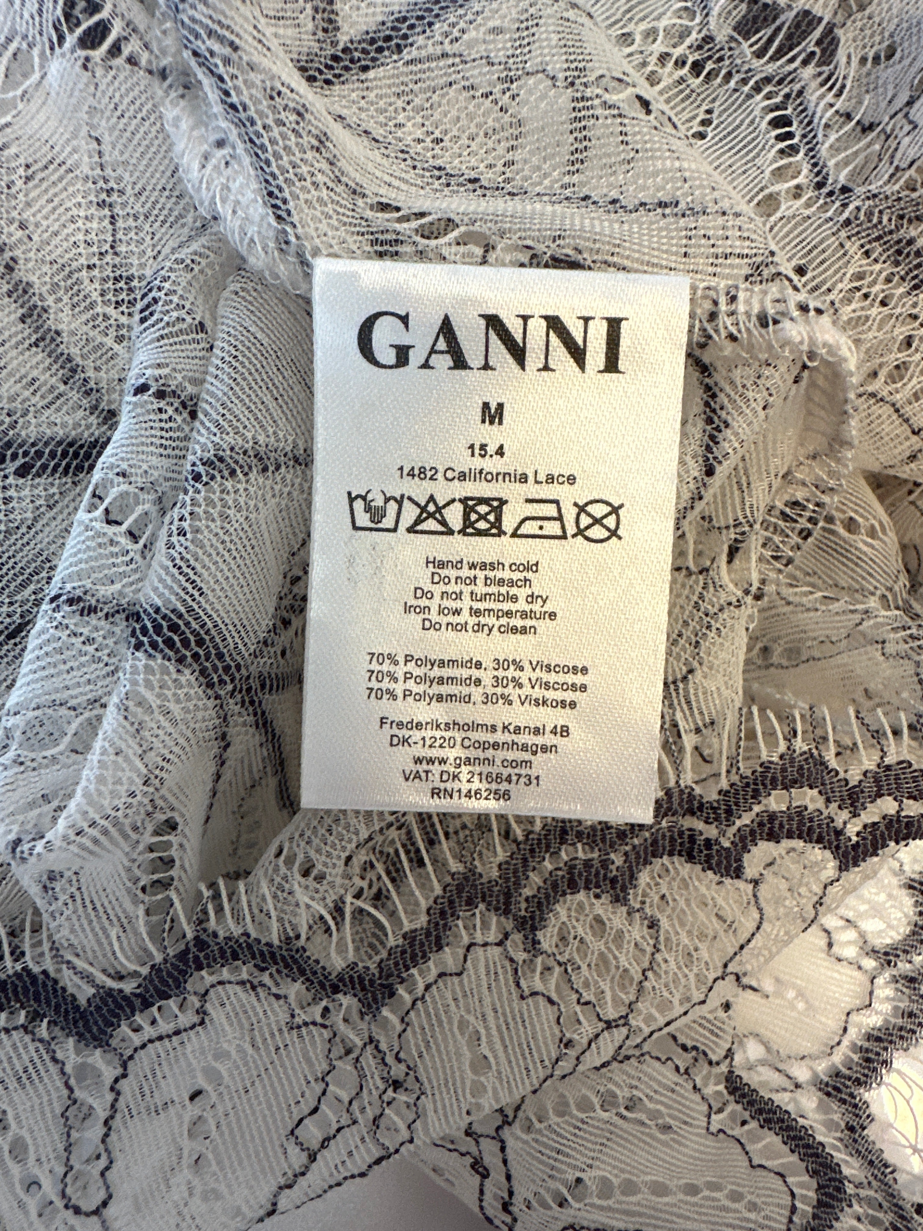 Ganni blondebluse