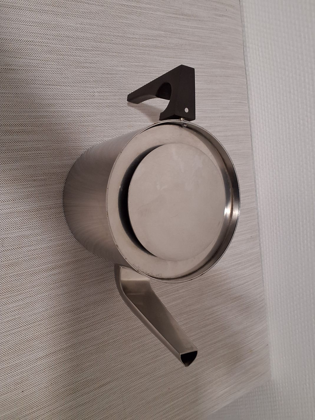 Stelton tekande af Arne Jacobsen