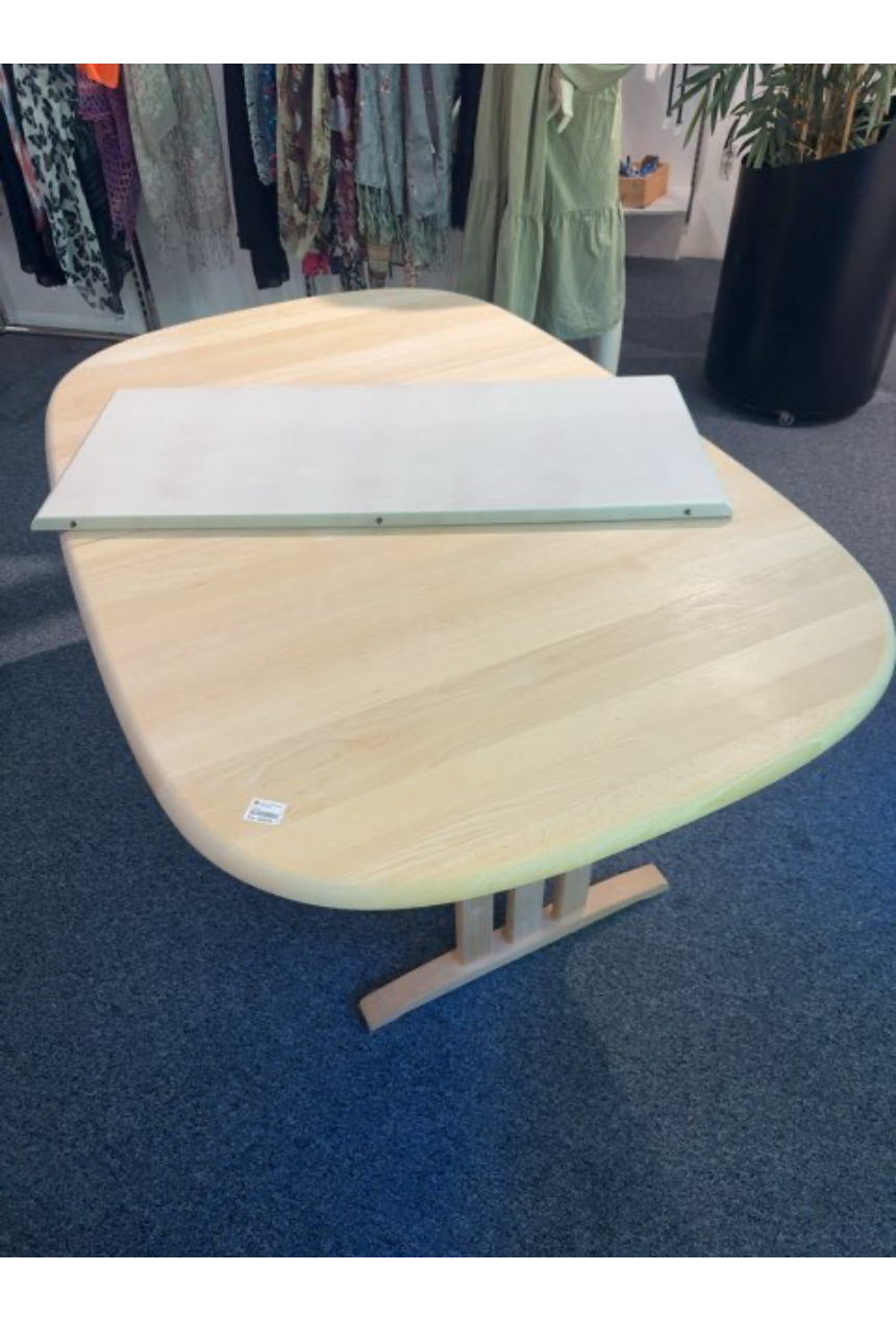 Spisebord