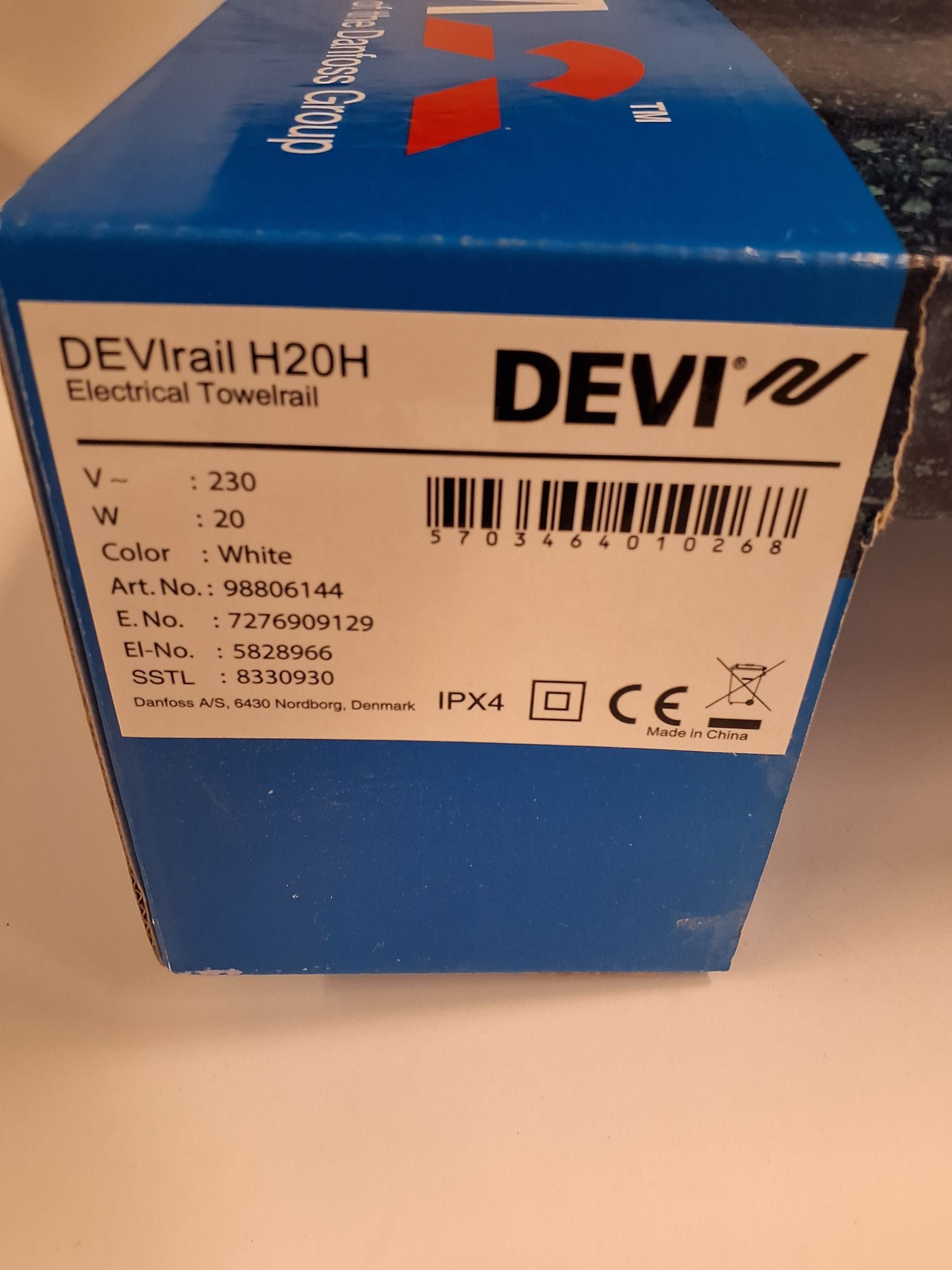 Elektrisk håndklædetærre. H20