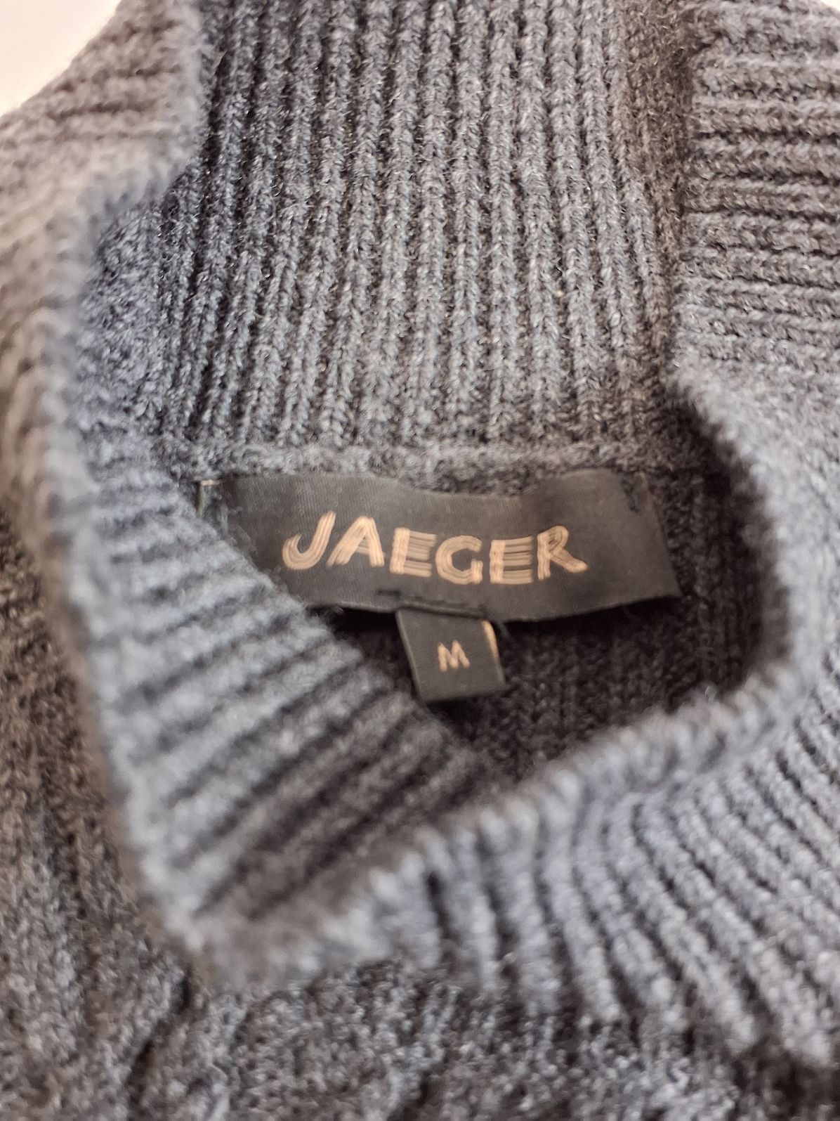 Jaeger Kjole