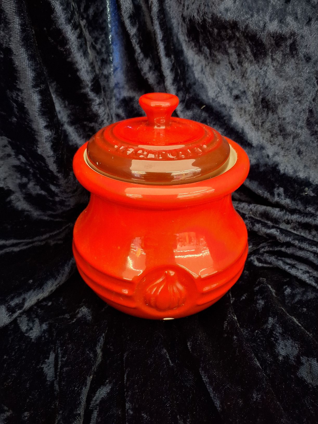 Le Creuset hvidløgskrukke