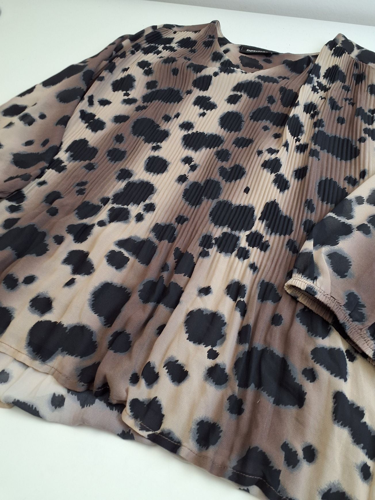 Signature Bluse