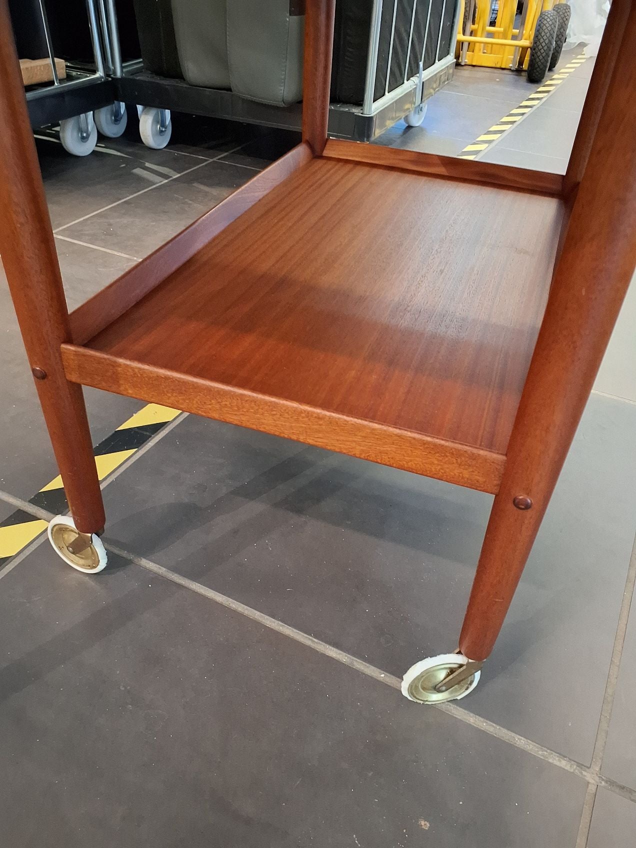 Rungstedlund serveringsbord
