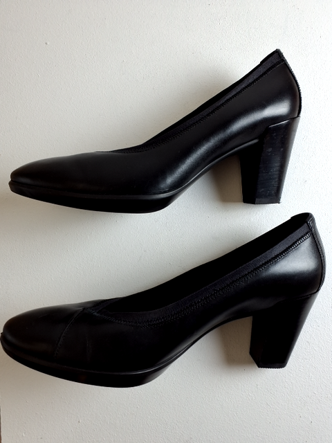 Ecco Heels