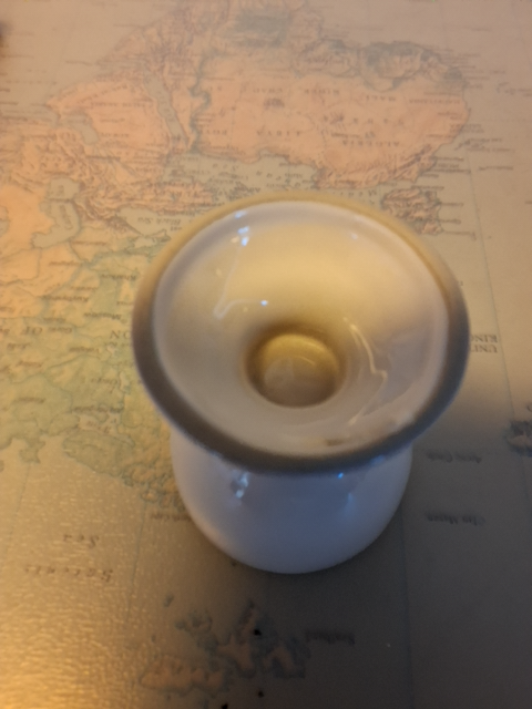 Stelton lille askebæger med vippelåg