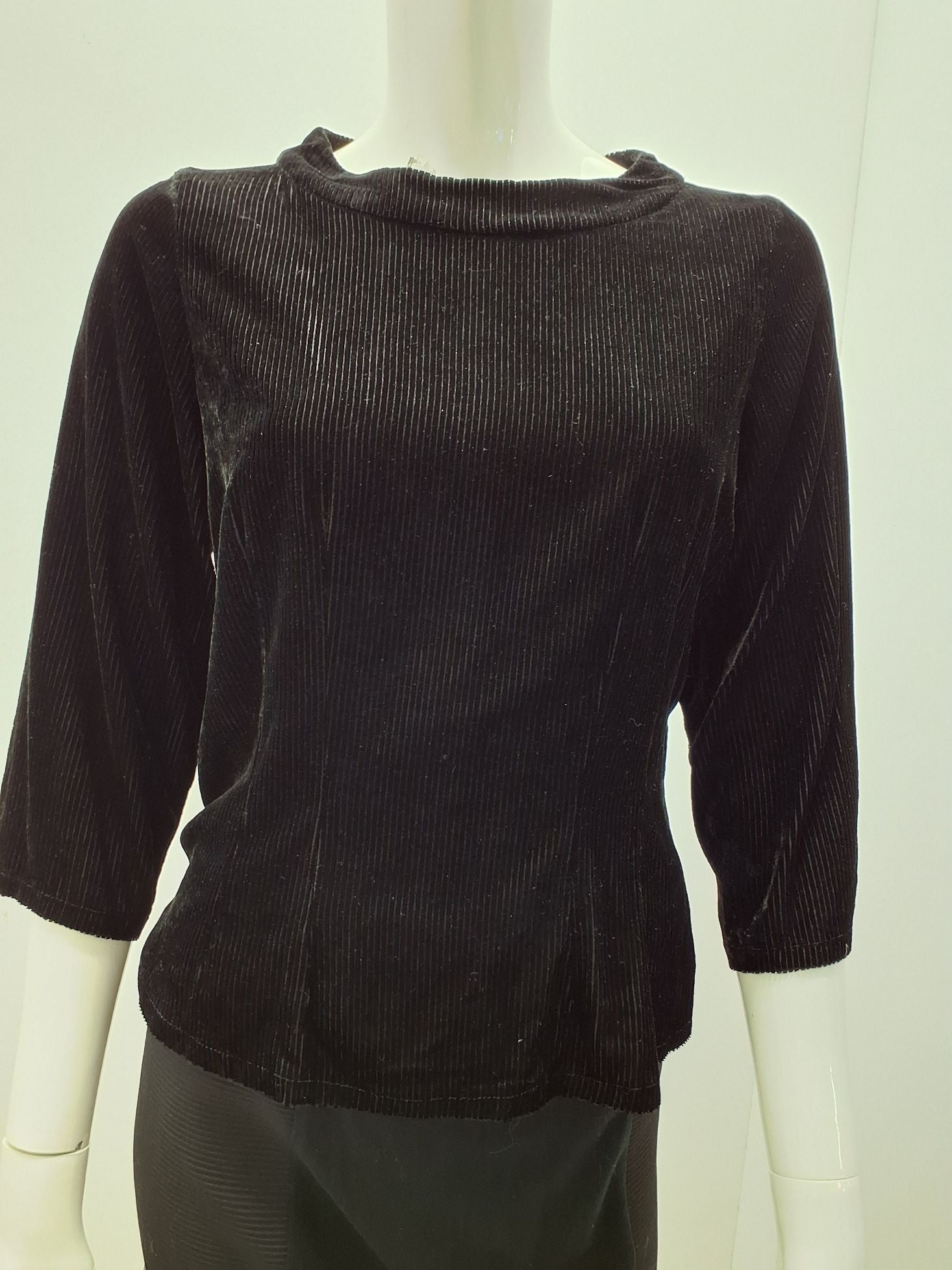 Tone Barker Silk Bluse