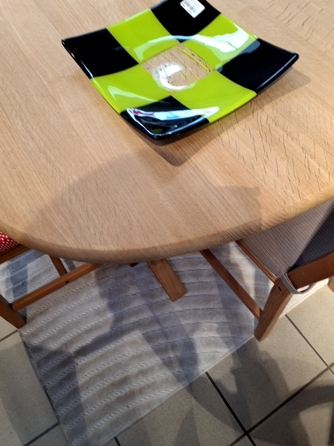 Glasskål med sort/grøn felter