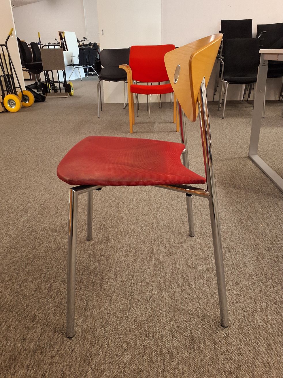 Konferencestol Radius Must - 6039