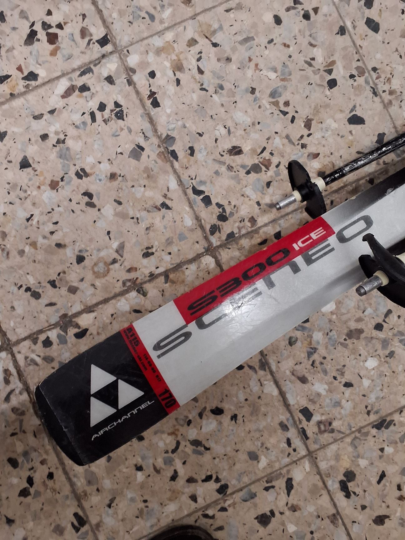 FISCHER S300 Alpin ski