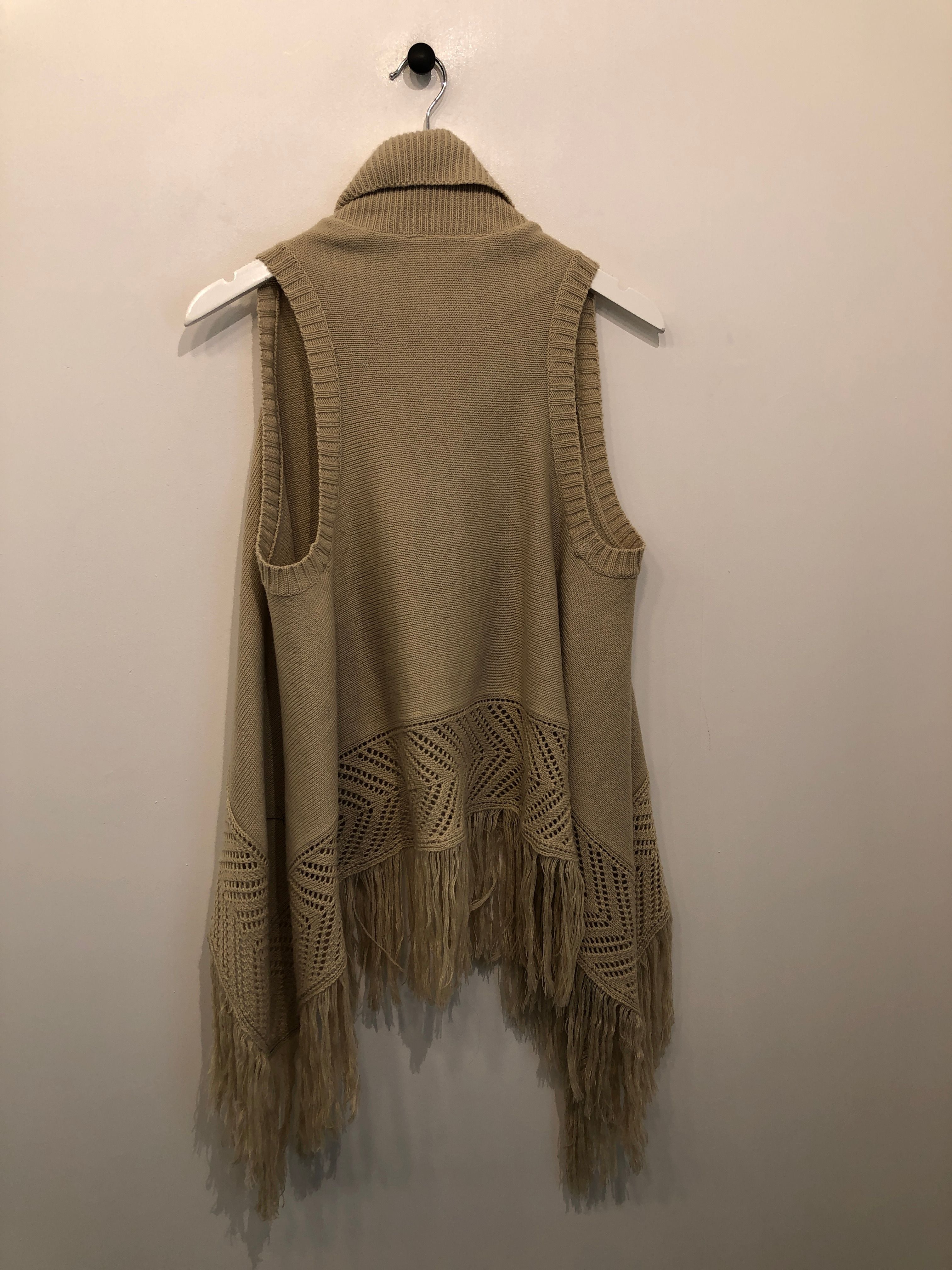Units Vest