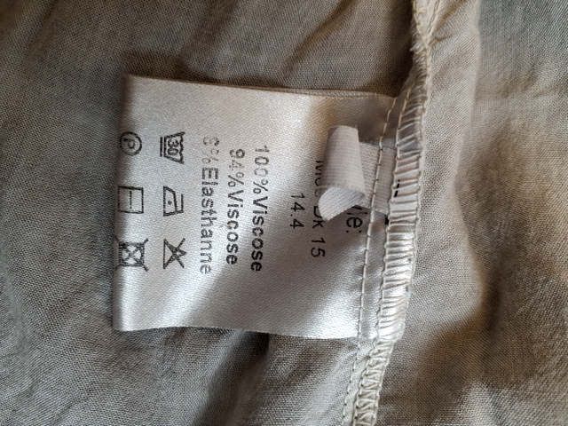 Project AJ117 Bluse
