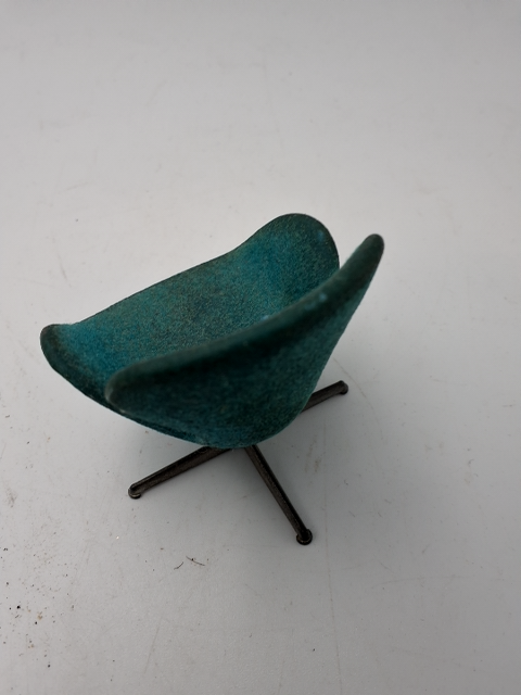 Miniature stol, Svanen af Arne Jacobsen