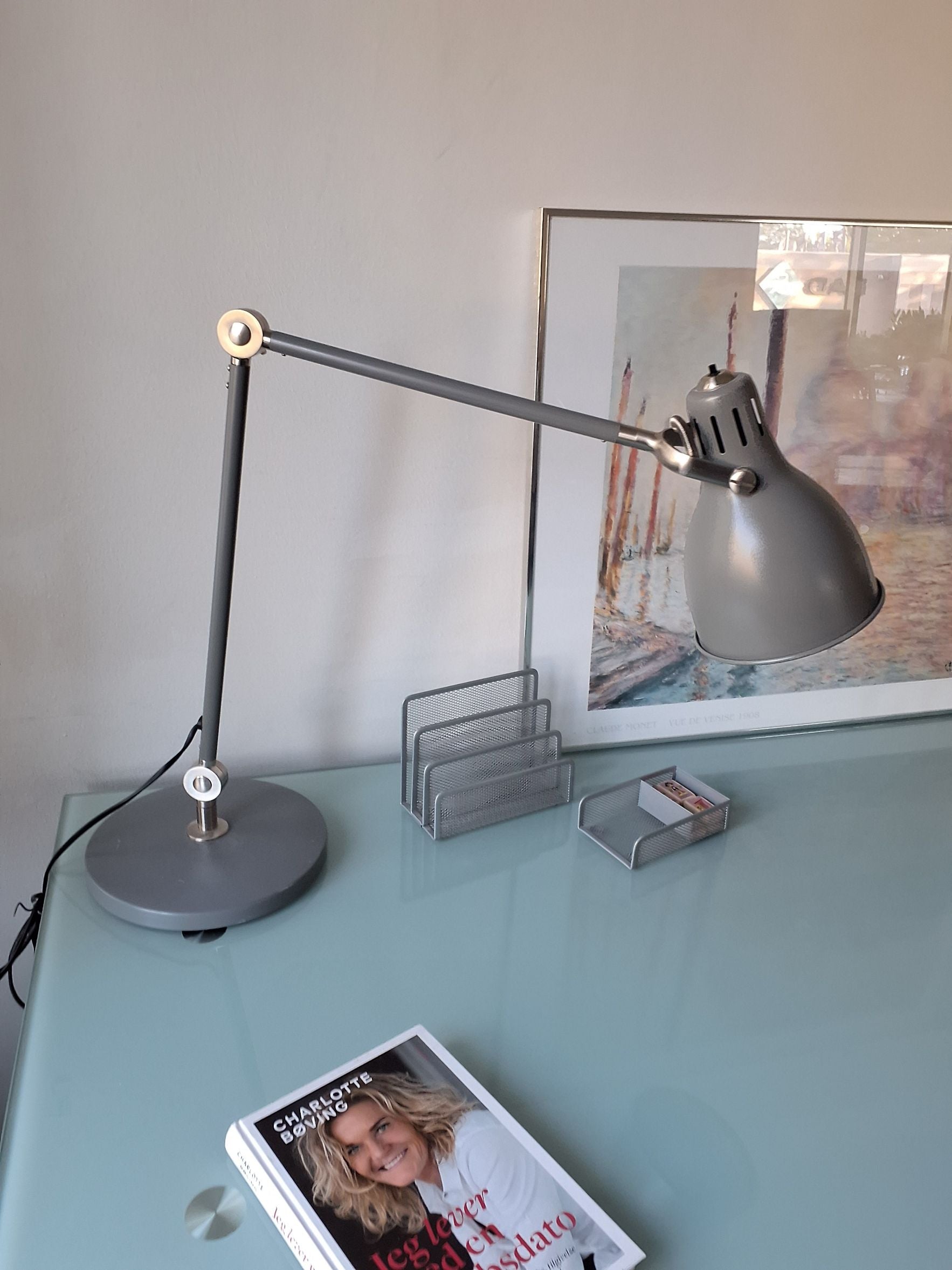 Skrivebordslampe, grågrøn