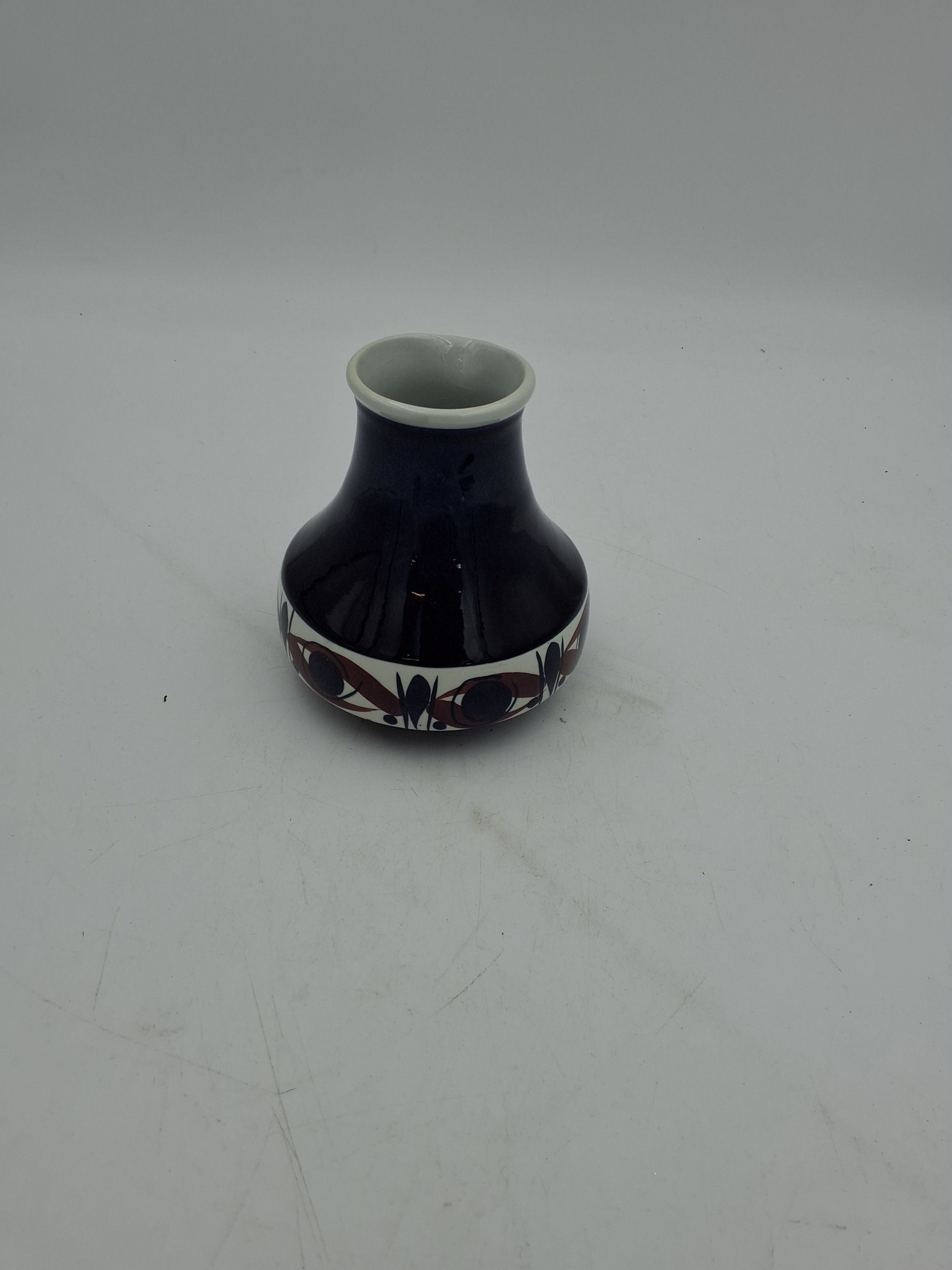 Royal Cop.Tenera fajance vase