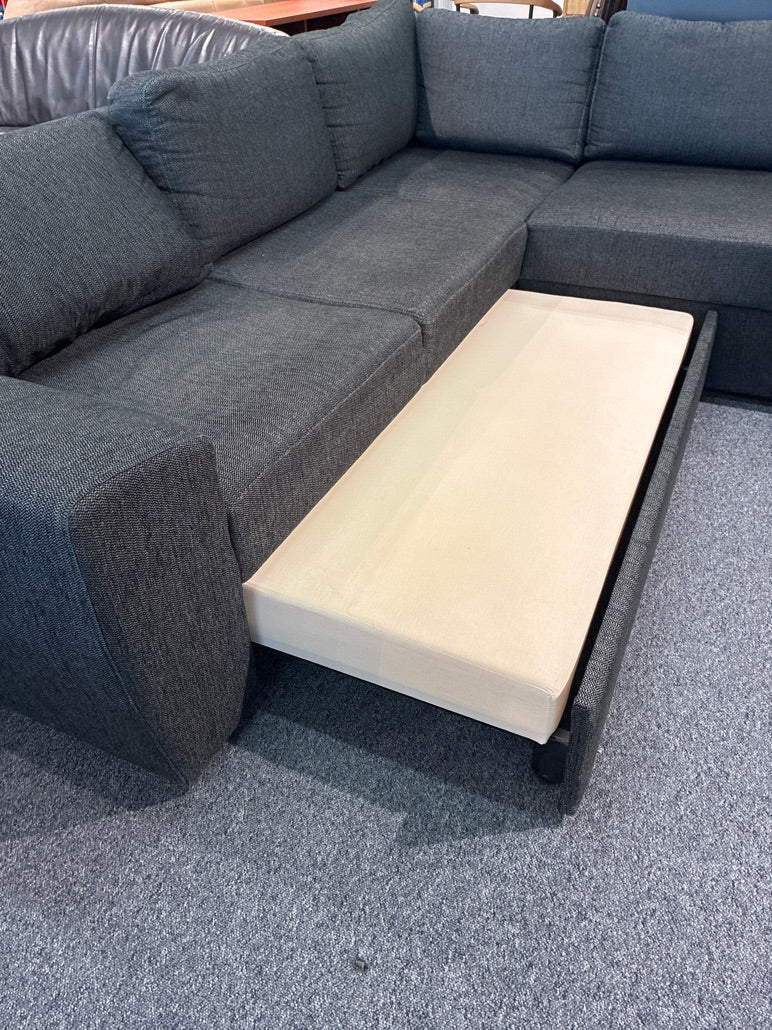 Sovesofa med chaiselong