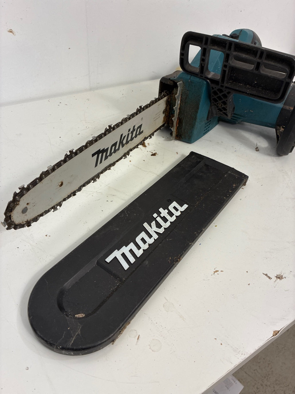 Makita motorsav UC-3541A