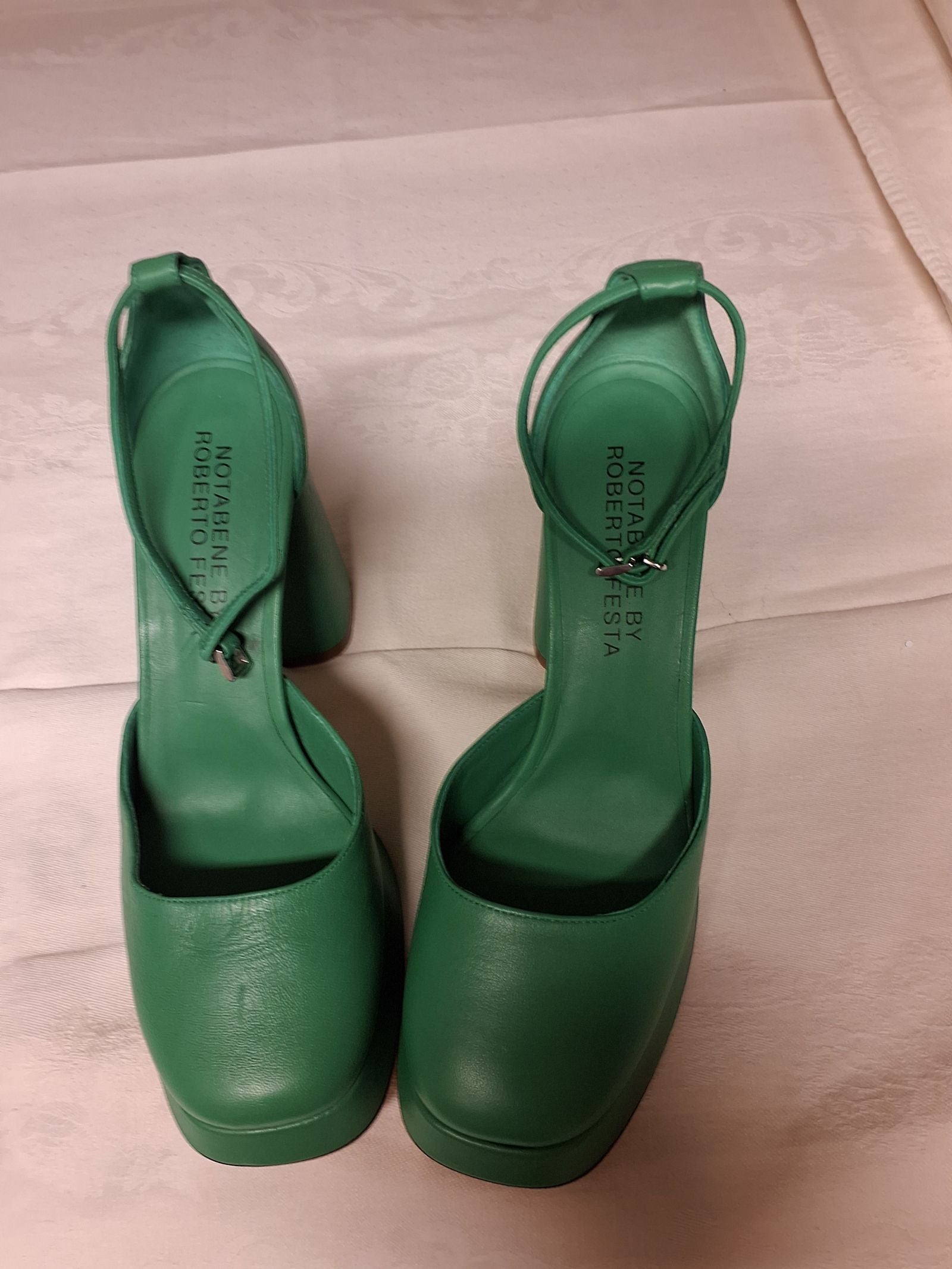 Notabene sko i fin grøn