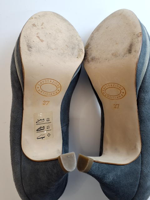 Donna Piu Pumps