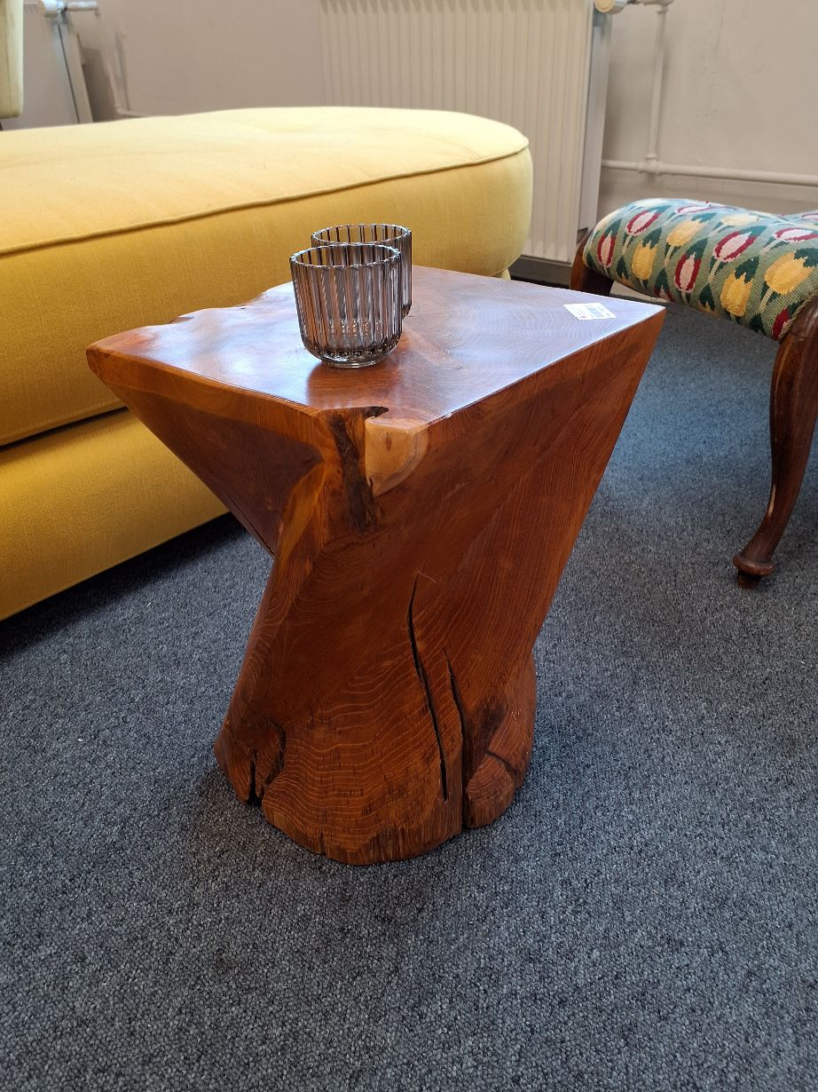 Sidebord skæret af rod